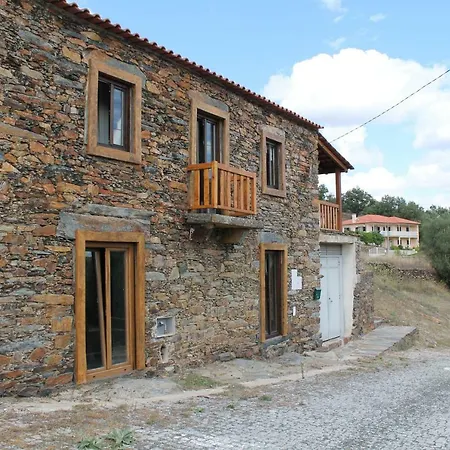 Serapicos House *