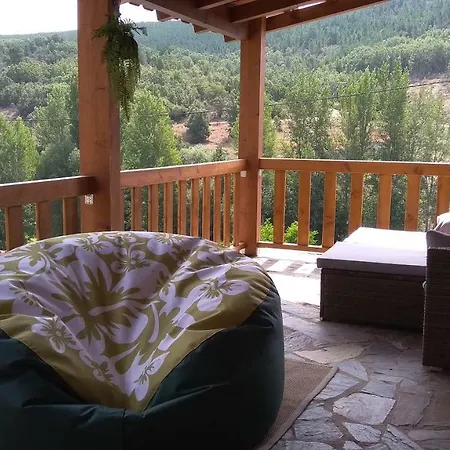 Semesterbostad Serapicos House Bragança