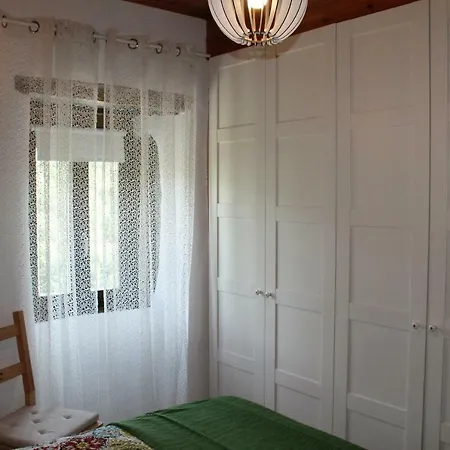 Semesterbostad Serapicos House Bragança