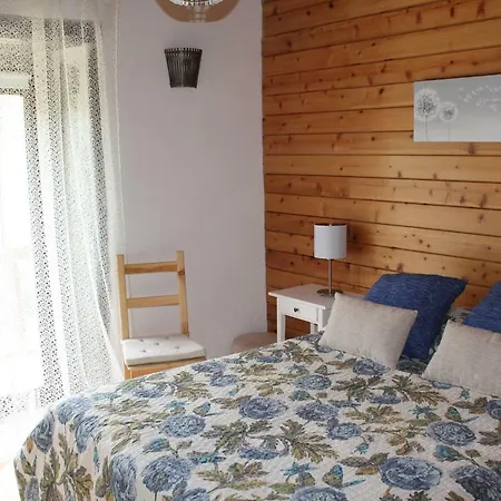 Semesterbostad Serapicos House