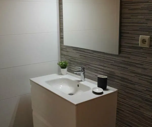 Дом отдыха Serapicos House Браганса